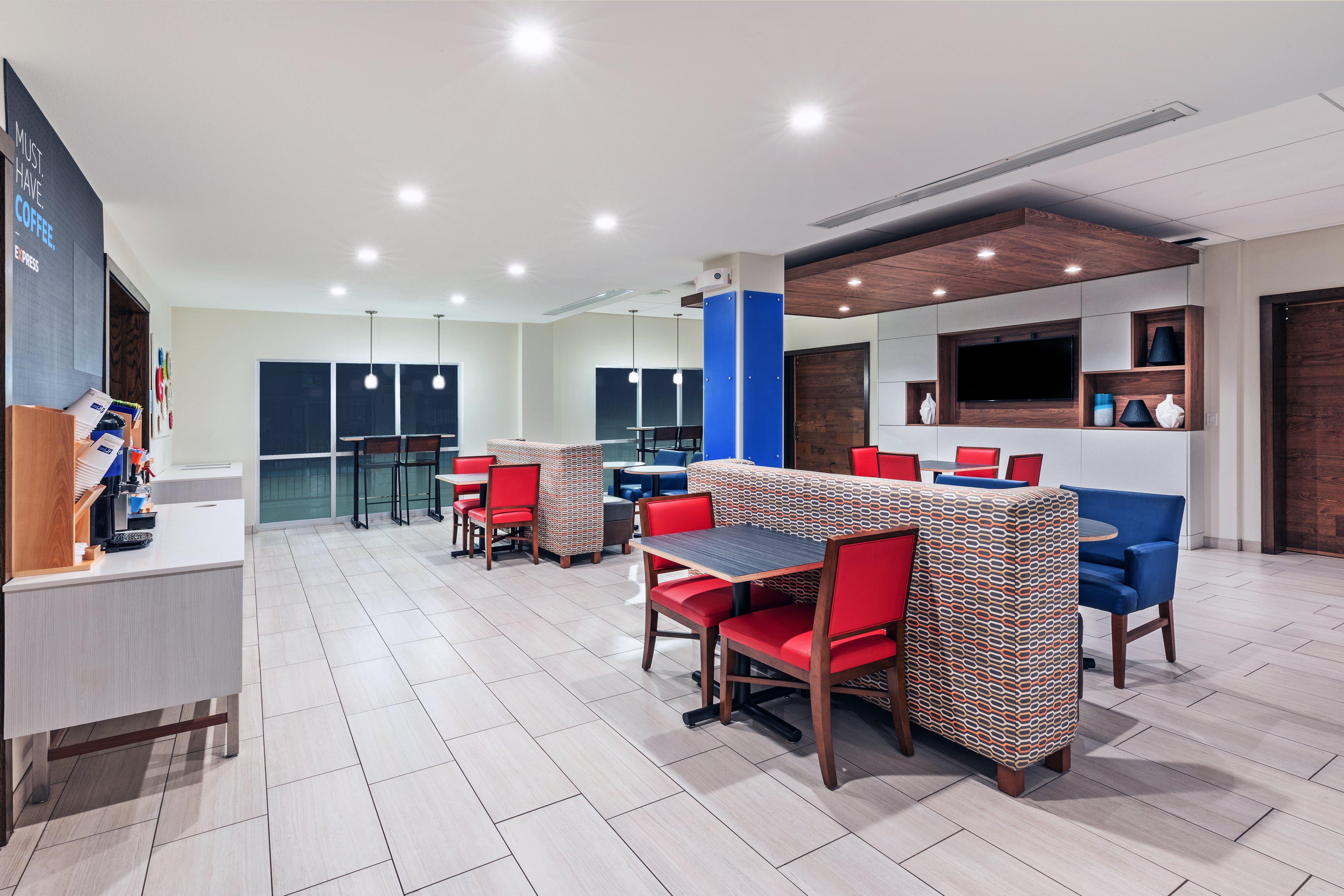 Holiday Inn Express & Suites Ozona By Ihg Bagian luar foto