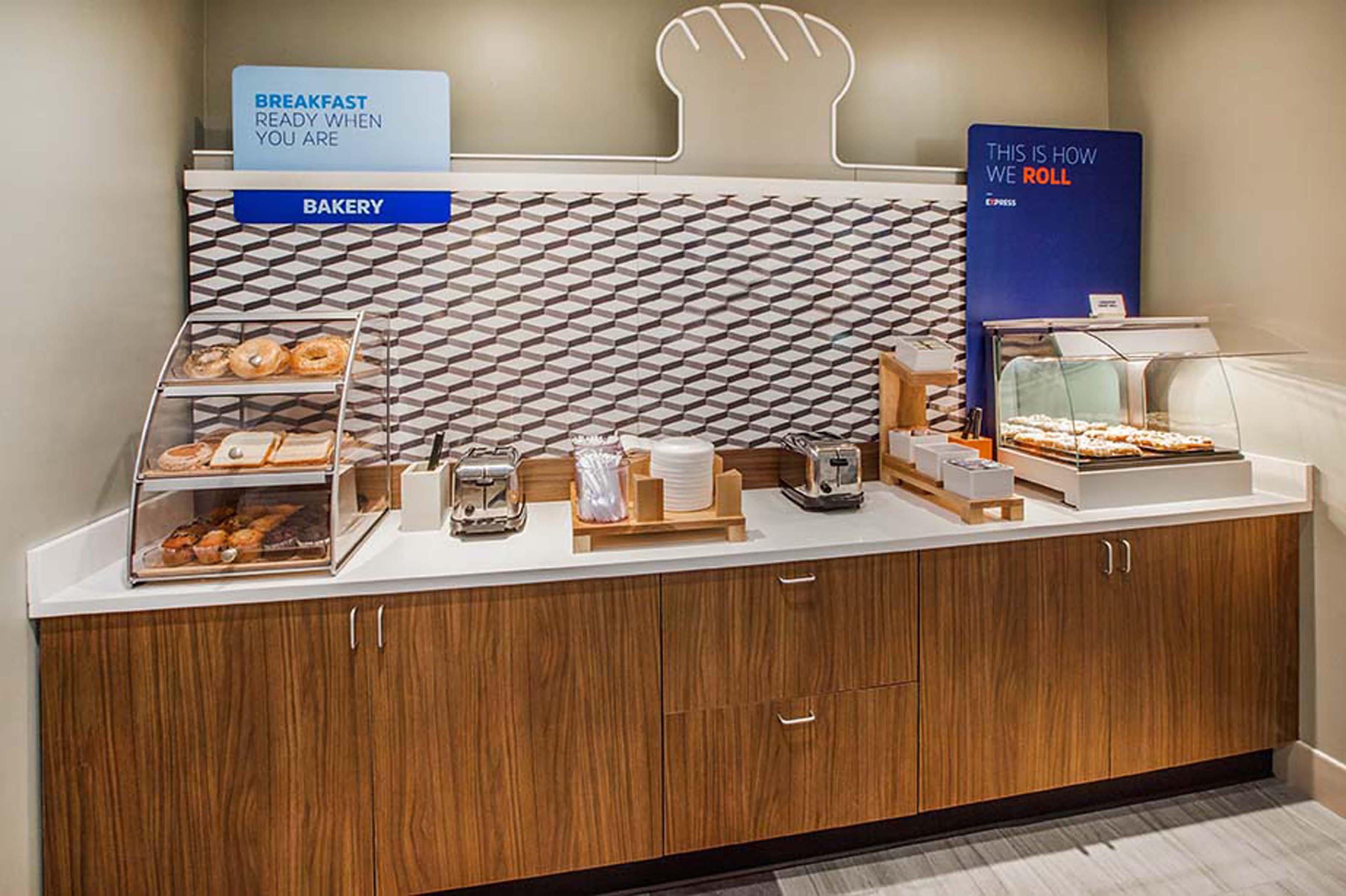 Holiday Inn Express & Suites Ozona By Ihg Bagian luar foto