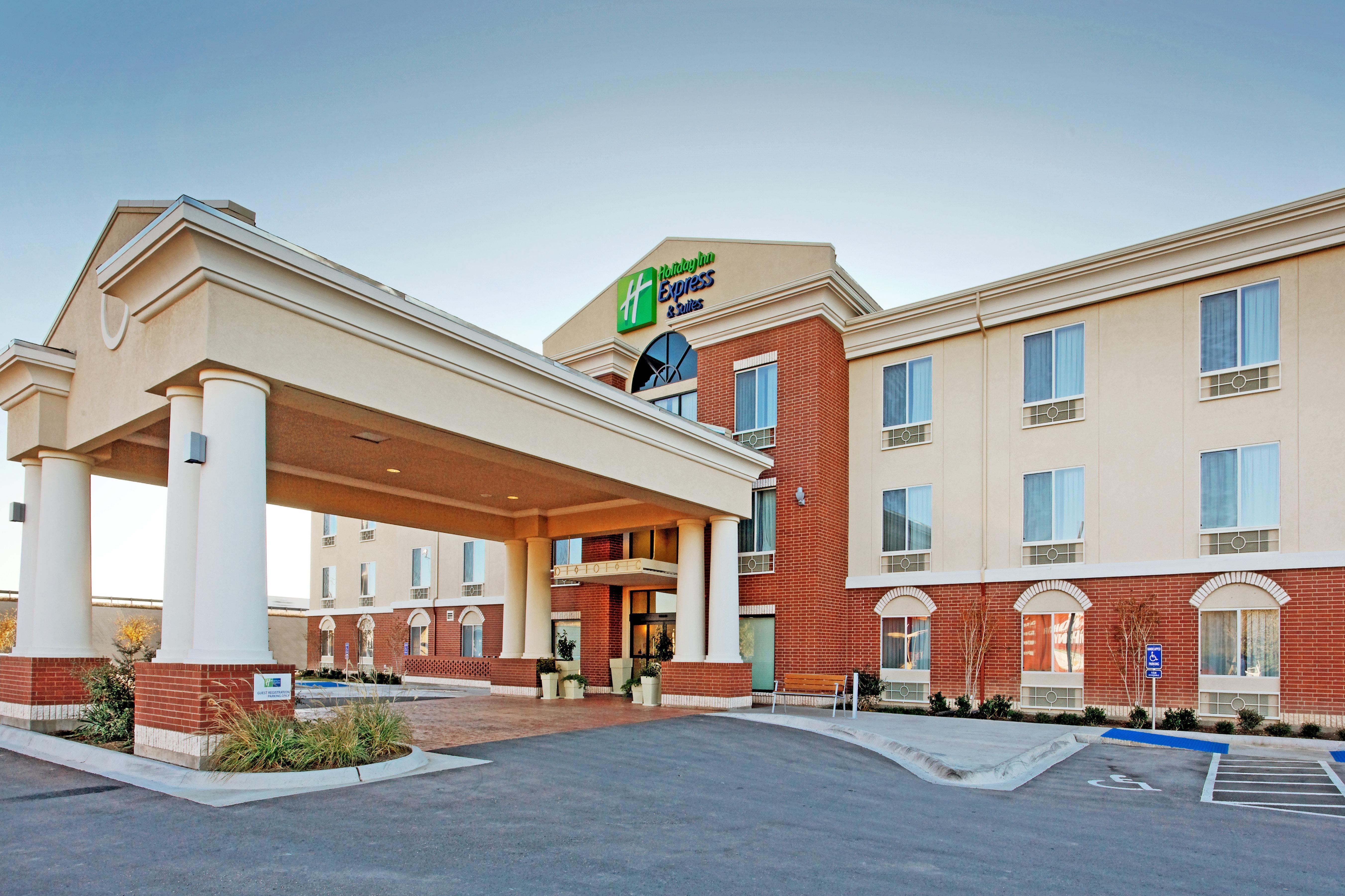 Holiday Inn Express & Suites Ozona By Ihg Bagian luar foto